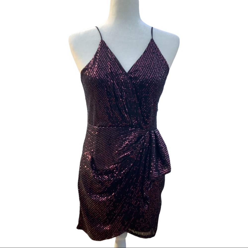 🌺 5/$25 or $12 KARA AND KATE BRAND NEW BLACK DRESS WITH RED SEQUINS